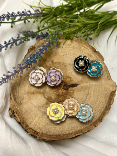 گیره روسری طرح گل