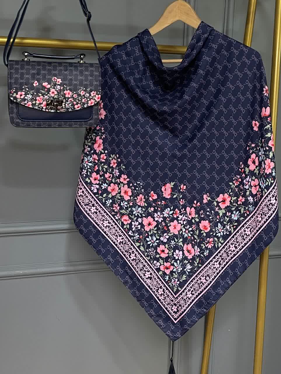 کیف و روسری
